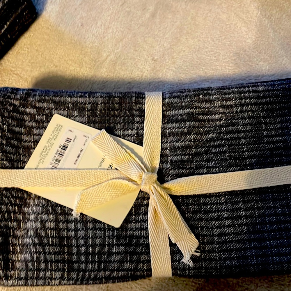 Set of 4 cloth napkins